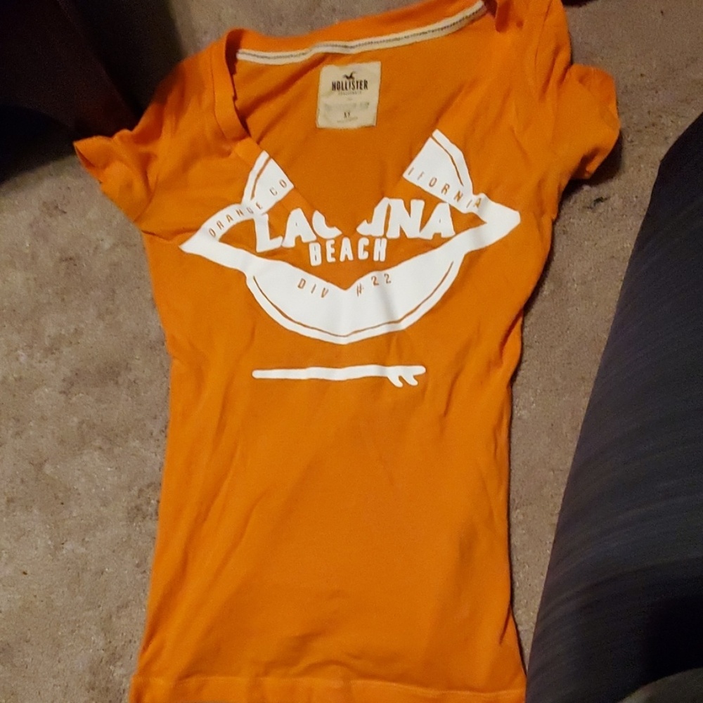 Hollister XS shirt
